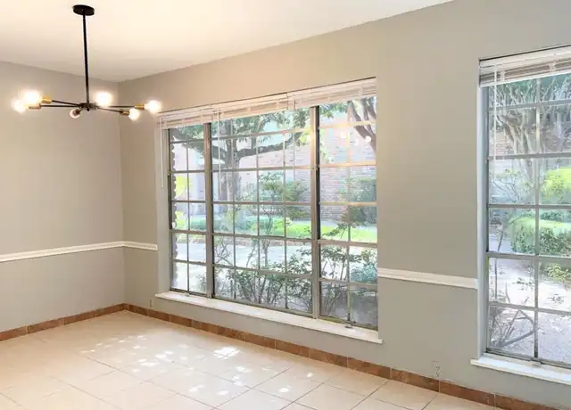 Property at 2121 Fountain View Dr #87, Houston, TX, 77057, 2 beds, 1 bath, [object Object]