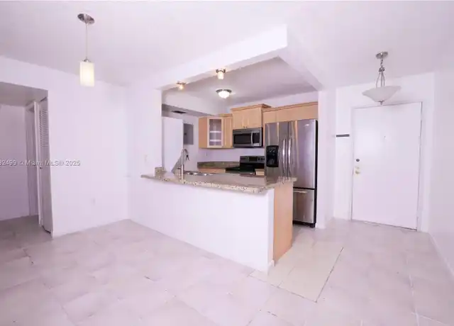 Property at 8873 Fontainebleau Blvd Unit 207 B, Miami, FL, 33172, 2 beds, 2 baths, [object Object]