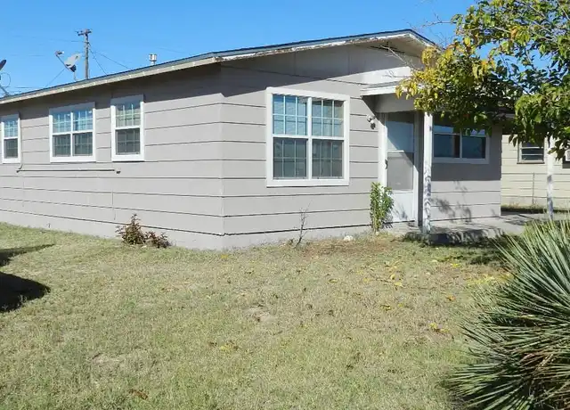 Property at 701 N State St, Fort Stockton, TX, 79735, 3 beds, 1 bath, [object Object]