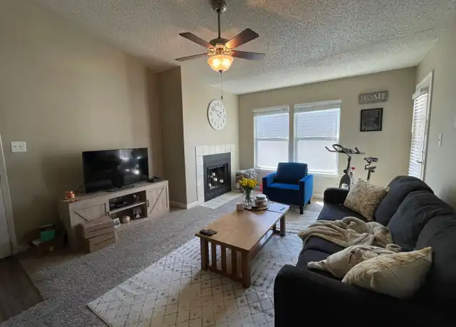 Property at 11115 W 64th Ter Unit 913, Shawnee, KS, 66203, 1 bed, 1 bath, [object Object]