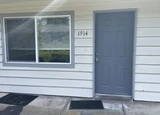 Property at 1914 106th St S, Tacoma, WA, 98444, 1 bed, 1 bath, [object Object]