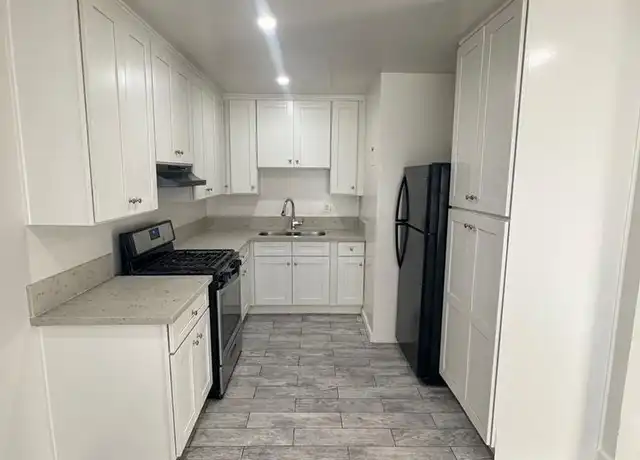 Property at 1171 Kenmore Ave Unit 04, Los Angeles, CA, 90029, 1 bed, 1 bath, [object Object]