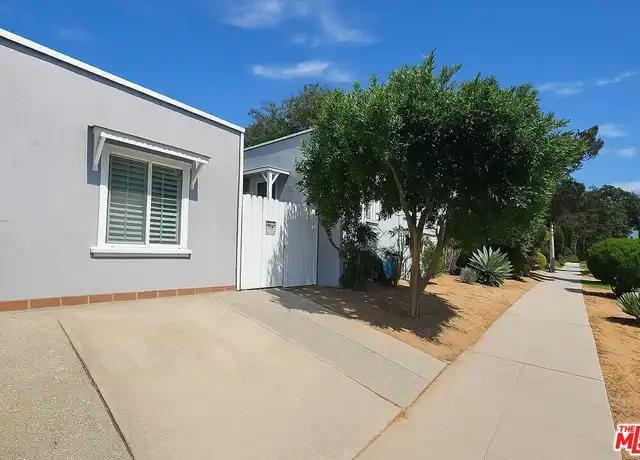 Property at 1121 N Curson Ave Unit 2, West Hollywood, CA, 90046, 0 beds, 1 bath, [object Object]