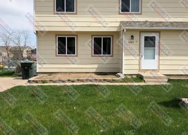 Property at 802 Greenway Dr Unit B, Gillette, WY, 82716, 3 beds, 1.5 baths, [object Object]
