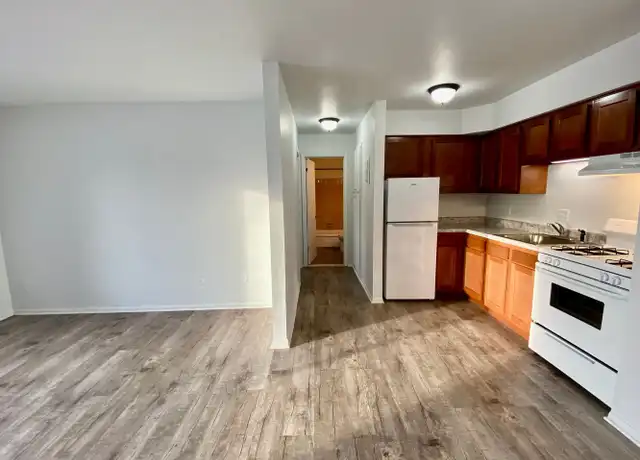 Property at 1573 S Congress St Unit 18, Ypsilanti, MI, 48197, 1 bed, 1 bath, [object Object]