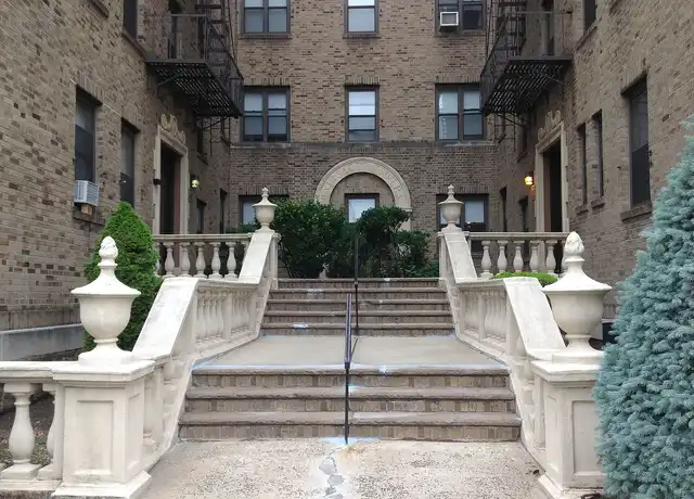 Property at Palisades Towers - 1 W Palisades Blvd, Palisades Park, NJ, 07650, 1-2 bed, 1 bath, [object Object]