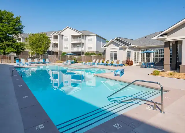 Property at The Shallowford - 7510 Shallowford Rd, Chattanooga, TN, 37421, 1-3 bed, 1-2 bath, [object Object]