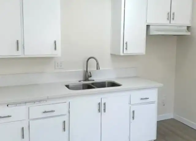 Property at 626 W 78th St Unit 2, Los Angeles, CA, 90003, 2 beds, 1 bath, [object Object]