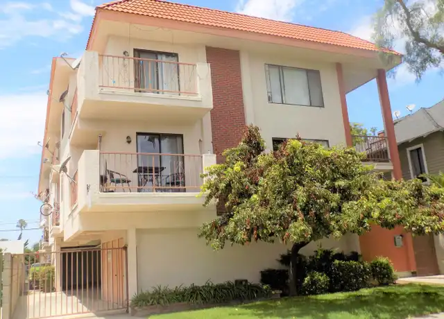 Property at 837 Olive Ave Unit 103, Long Beach, CA, 90813, 2 beds, 2 baths, [object Object]