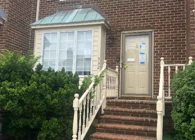 Property at 332 Worthington Sq, Portsmouth, VA, 23704, 2 beds, 1.5 baths, [object Object]