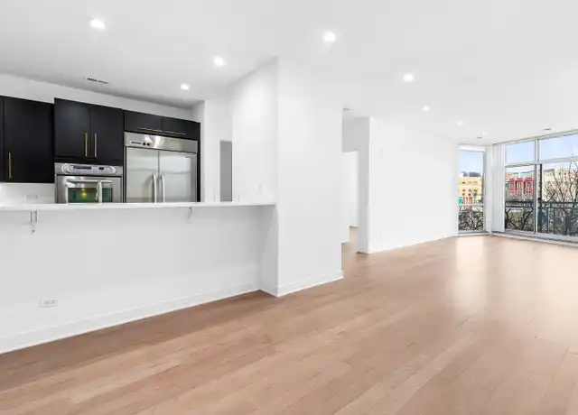 Property at 914 W Hubbard St #104, Chicago, IL, 60642, 3 beds, 2 baths, [object Object]