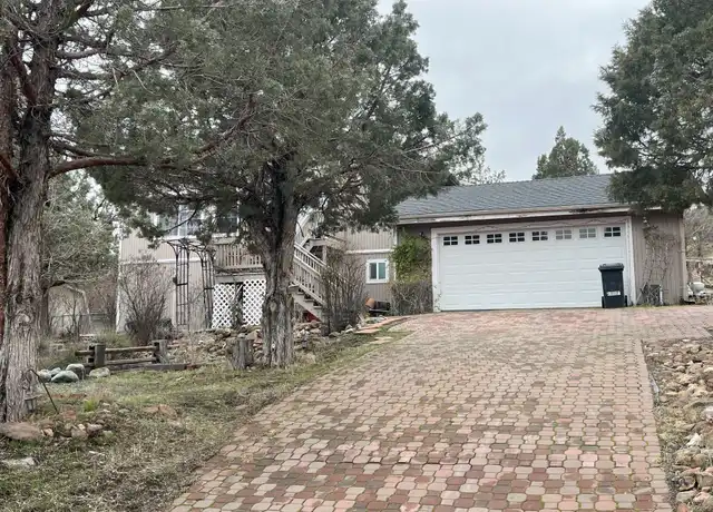 Property at 5212 Palomino Rd, Weed, CA, 96094, 3 beds, 2 baths, [object Object]