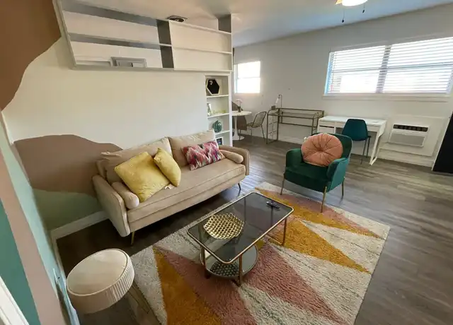 Property at 5102 Academy St Unit 15, Houston, TX, 77005, 1 bed, 1 bath, [object Object]