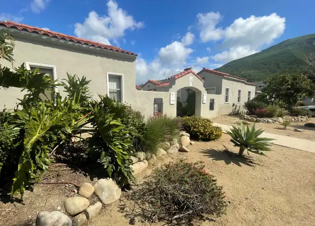 Property at 121 El Medio St Unit 121, Ventura, CA, 93001, 1 bed, 1 bath, [object Object]