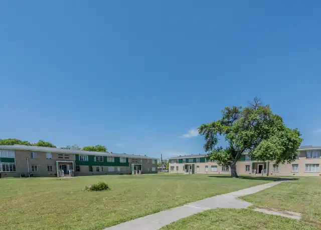 Property at UNIVERSITY PARK APARTMENTS - 2331 Cincinnati Ave, San Antonio, TX, 78228, 3 beds, 1 bath, [object Object]