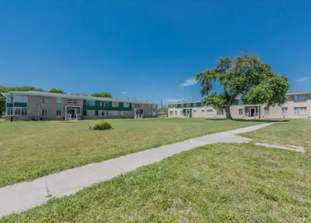 Property at UNIVERSITY PARK APARTMENTS - 2331 Cincinnati Ave, San Antonio, TX, 78228, 2-3 beds, 1 bath, [object Object]