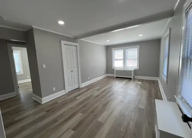 Property at 62 Ivy St Unit B, Greenwich, CT, 06830, 2 beds, 1 bath, [object Object]