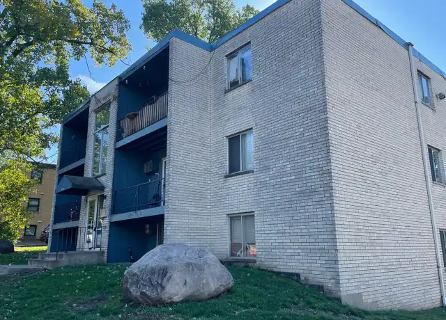 Property at 1074 York Ave Unit 206, St Paul, MN, 55106, 1 bed, 1 bath, [object Object]
