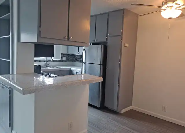 Property at 4621 32nd St Unit 06, San Diego, CA, 92116, 1 bed, 1 bath, [object Object]