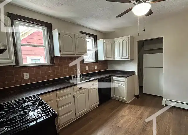 Property at 225 Walnut Ave Unit 3, Boston, MA, 02119, 2 beds, 1 bath, [object Object]