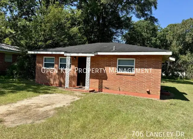 Property at 706 Langley Dr, Dothan, AL, 36301, 2 beds, 1 bath, [object Object]