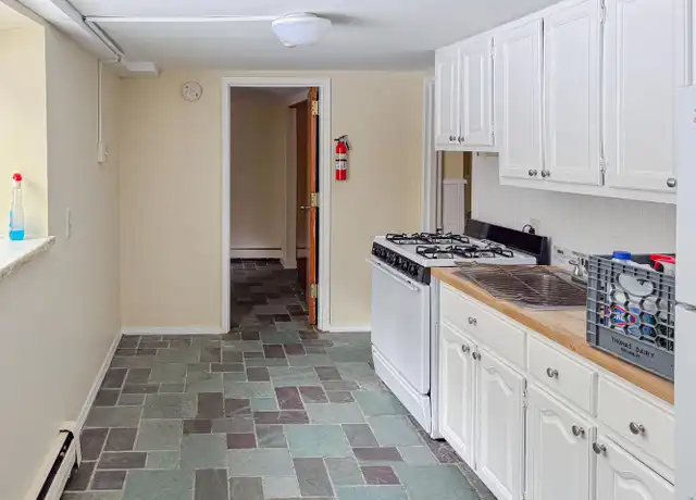 Property at 1022 U.S. 4 Unit 14, Rutland, VT, 05701, 1 bed, 1 bath, [object Object]