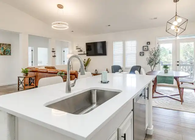 Property at 23043 E Ontario Dr #105, Aurora, CO, 80016, 3 beds, 2 baths, [object Object]
