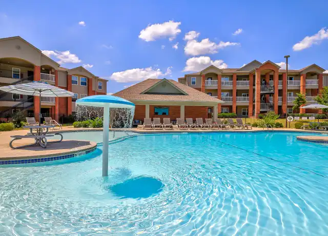 Property at Walton Crossing - 303 SE Ranger Blvd, Bentonville, AR, 72712, 1 bed, 1 bath, [object Object]