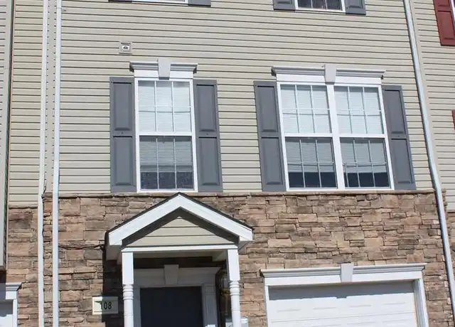 Property at 108 Bruaw Dr, York, PA, 17406, 3 beds, 2.5 baths, [object Object]