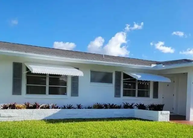 Property at 4610 NW 47th St, Tamarac, FL, 33319, 2 beds, 2 baths, [object Object]
