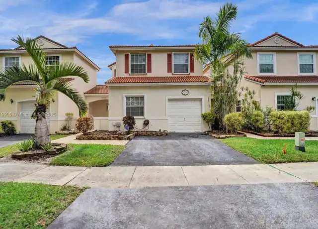 Property at 17954 SW 10th Ct #17954, Pembroke Pines, FL, 33029, 3 beds, 2.5 baths, [object Object]