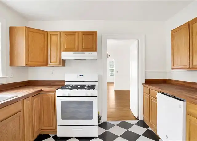 Property at 114 S Fulton St, Mobile, AL, 36606, 2 beds, 2 baths, [object Object]