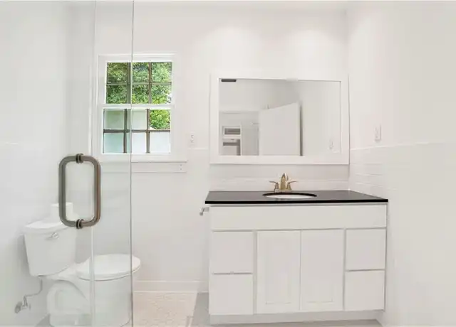 Property at 114 S Fulton St, Mobile, AL, 36606, 2 beds, 2 baths, [object Object]