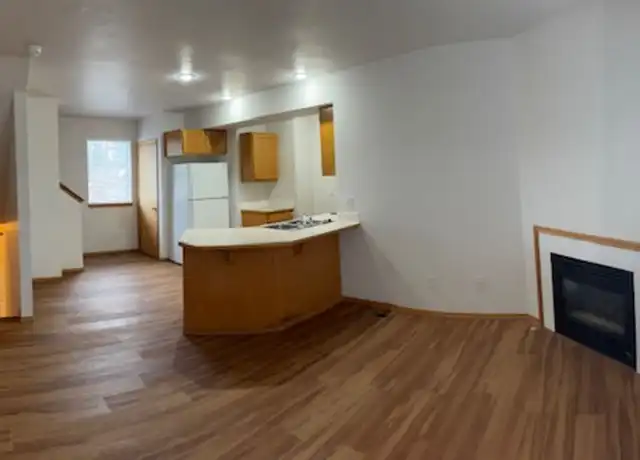 Property at 5513 N Driscoll Blvd Unit 3, Spokane, WA, 99205, 3 beds, 2 baths, [object Object]