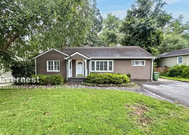 Property at 289 Meadowbrook Dr NE, Atlanta, GA, 30342, 4 beds, 2 baths, [object Object]
