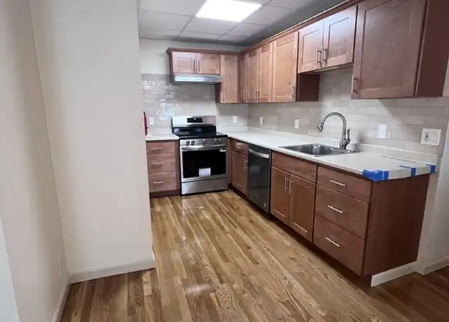 Property at 498 Lincoln Ave Unit 2L, Saugus, MA, 01906, 2 beds, 1 bath, [object Object]