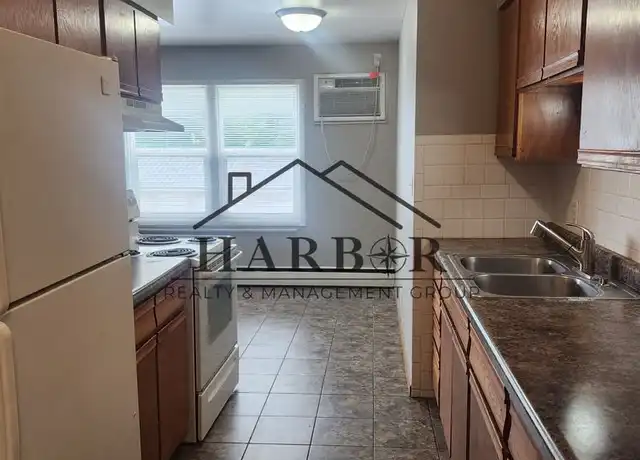 Property at 200 11th Ave NW Unit 200 204, Austin, MN, 55912, 2 beds, 1 bath, [object Object]