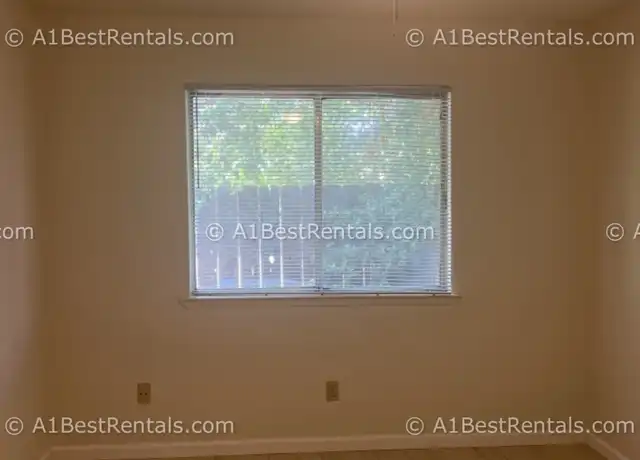 Property at 205 E Fairmont Ave Unit 2, Modesto, CA, 95354, 2 beds, 1 bath, [object Object]