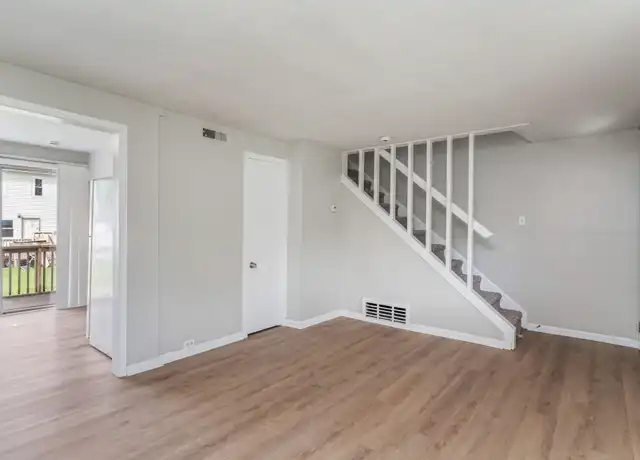 Property at 312 Pennsylvania Ave, Oak Ridge, TN, 37830, 2 beds, 1 bath, [object Object]