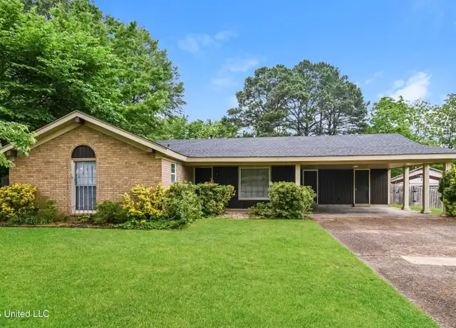 Property at 820 Canterbury Cv, Southaven, MS, 38671, 3 beds, 2 baths, [object Object]