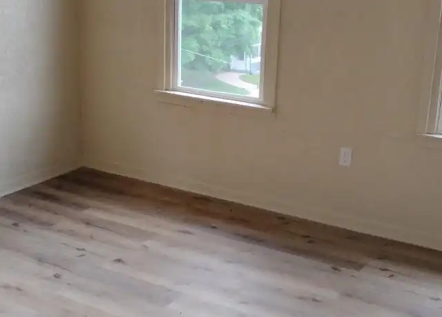 Property at 4019 Wabash Ave, Kansas City, MO, 64130, 2 beds, 1.5 baths, [object Object]