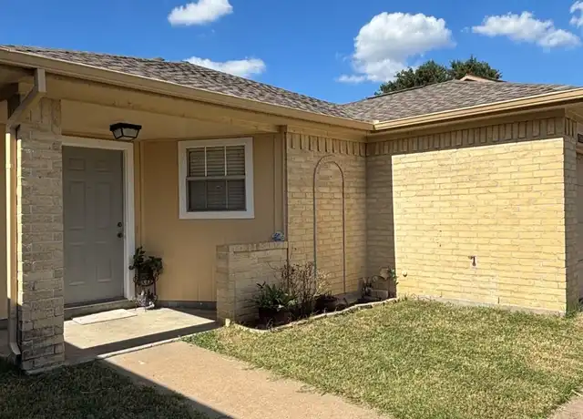 Property at 17090 Kilwinning Dr, Houston, TX, 77084, 2 beds, 1 bath, [object Object]