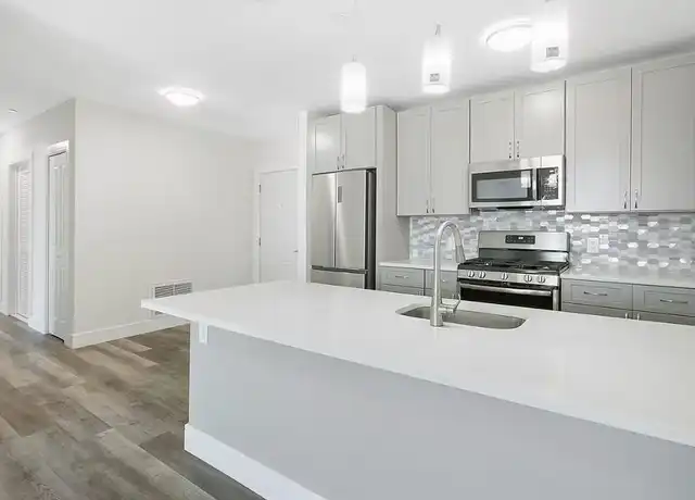 Property at 39 Cornelison Ave, Jersey City, NJ, 07304, 2 beds, 1 bath, [object Object]