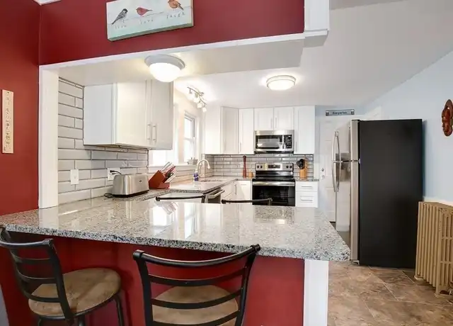 Property at 19 Fairview Ave Unit 1, Malden, MA, 02148, 2 beds, 1 bath, [object Object]