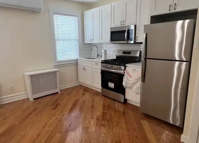 Property at 8271 160th St Unit 2fl, Jamaica, NY, 11432, 1 bed, 1 bath, [object Object]