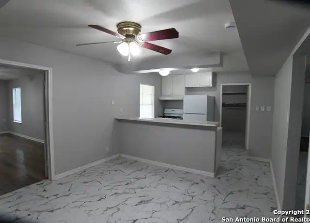 Property at 4406 Sun Vista Ln, San Antonio, TX, 78217, 5 beds, 3 baths, [object Object]