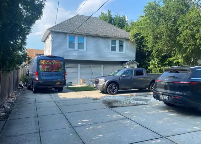 Property at 122 Combs Ave, Woodmere, NY, 11598, 2 beds, 1 bath, [object Object]