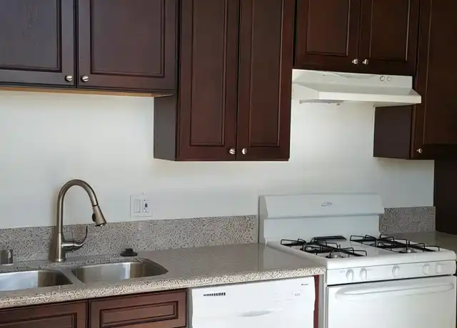 Property at 933 S Manhattan Pl Unit 5, Los Angeles, CA, 90019, 1 bed, 1.5 baths, [object Object]