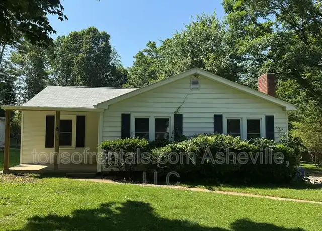 Property at 6 Atkins St, Arden, NC, 28704, 2 beds, 1.5 baths, [object Object]