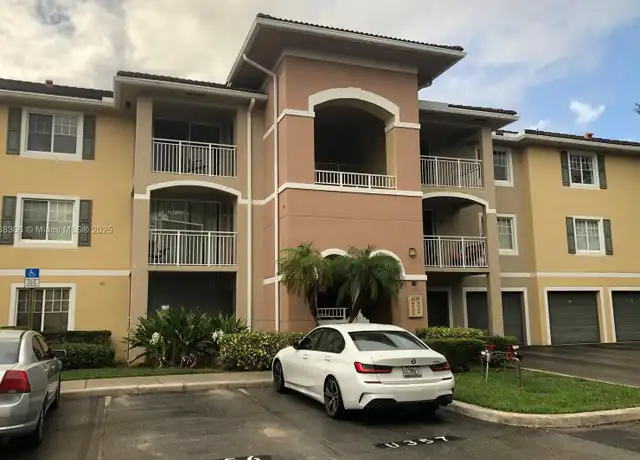 Property at 6529 Emerald Dunes Dr #208, West Palm Beach, FL, 33411, 2 beds, 2 baths, [object Object]